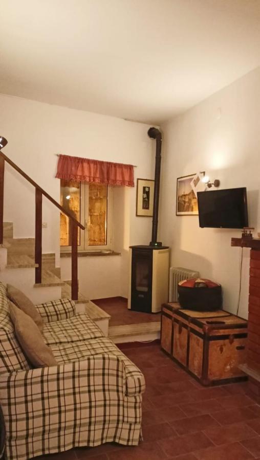 La Casa Di Sally Pitigliano Eksteriør bilde